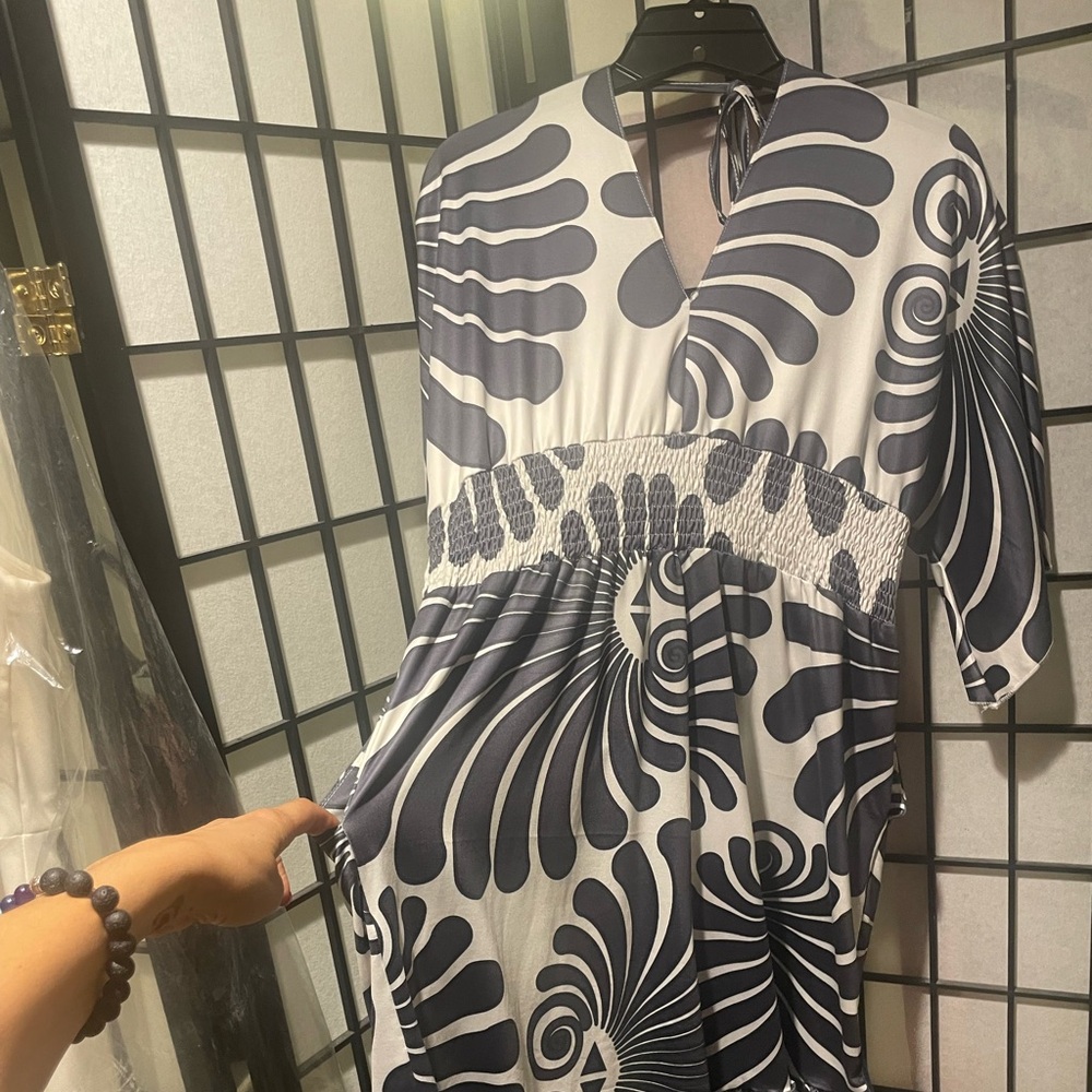 Women's floral dress/shorts with pockets